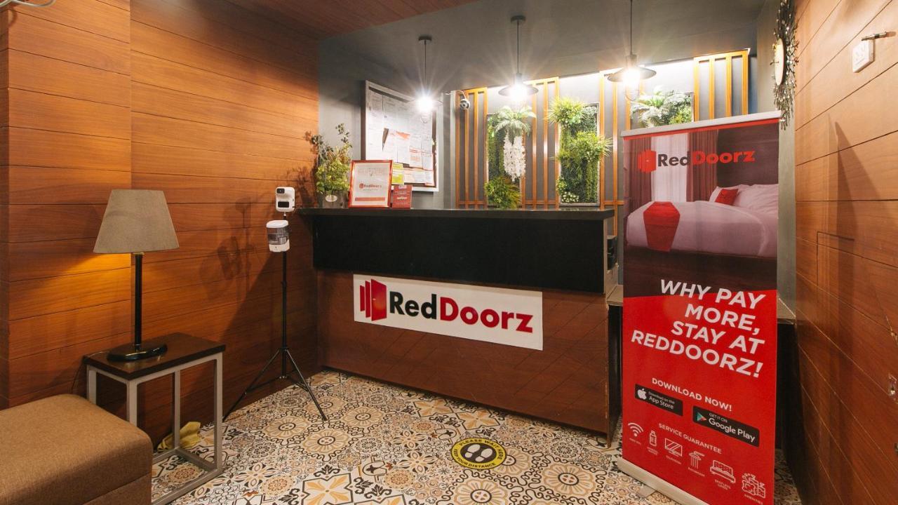 Reddoorz @ Gardenview Hotel Gtower อังเฮเลส ภายนอก รูปภาพ